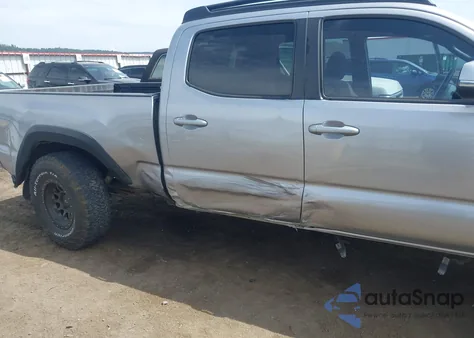 2017 Toyota Tacoma Dbl Cab/Sr5/Trd Sport/Or из США, поврежденный, VIN 5TFDZ5BN4HX018811